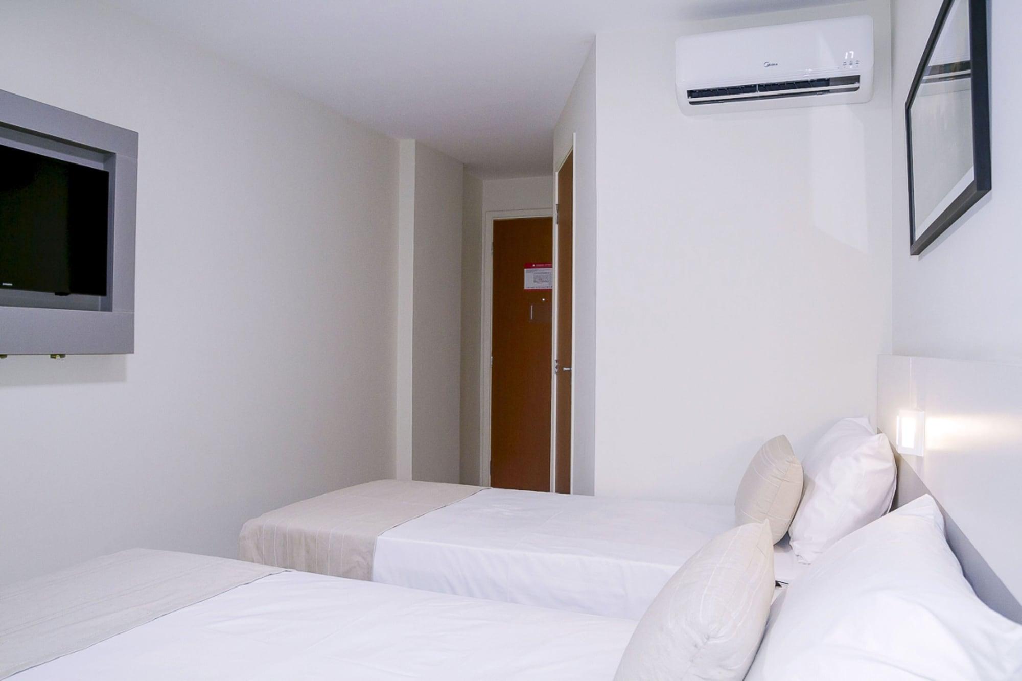 Bristol Easy Uba Hotel Dış mekan fotoğraf